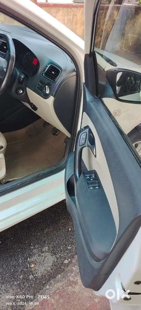Volkswagen Polo 2013 Petrol 81000 Km Driven