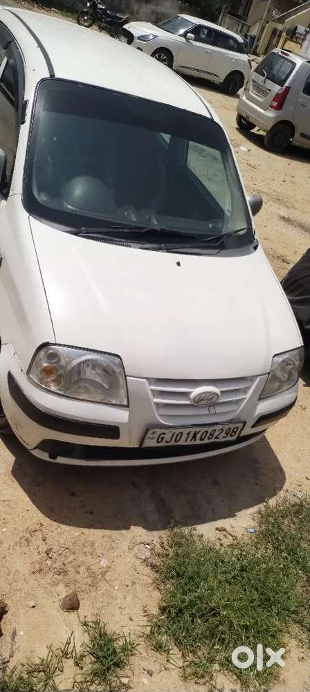 સેન્ટ્રો ગાડી 2012 મોડલ છે વીમો નથી પેટ્રોલ સીએનજી બંનેમાં ચાલુ છે