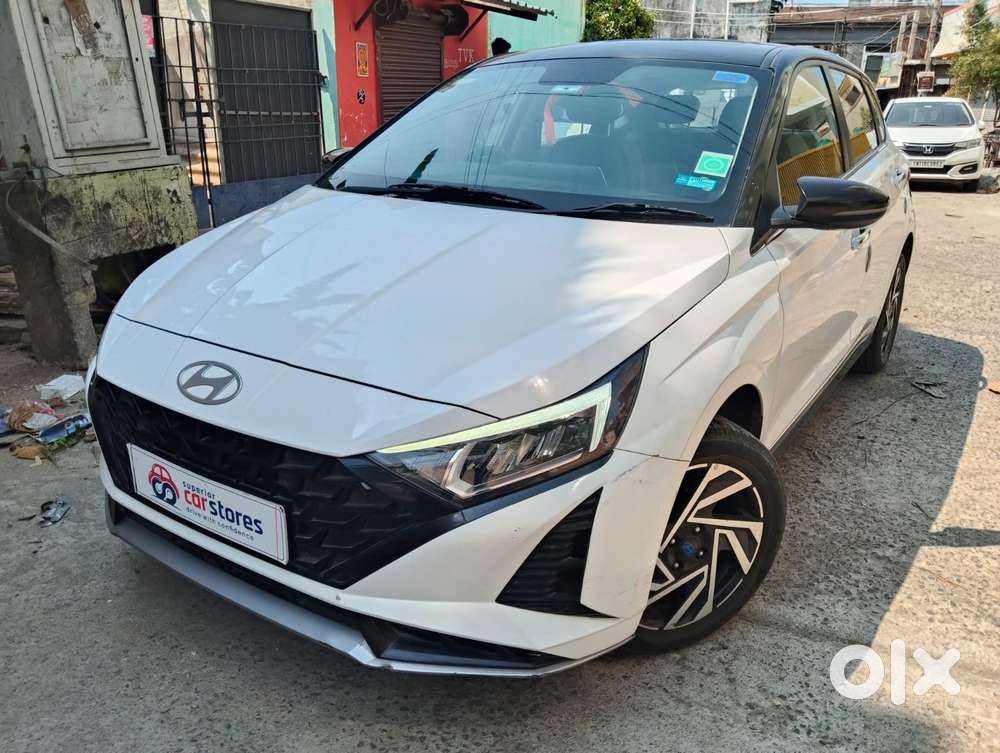 Hyundai I20 Asta (o) 1.2 Ivt, 2023, Petrol