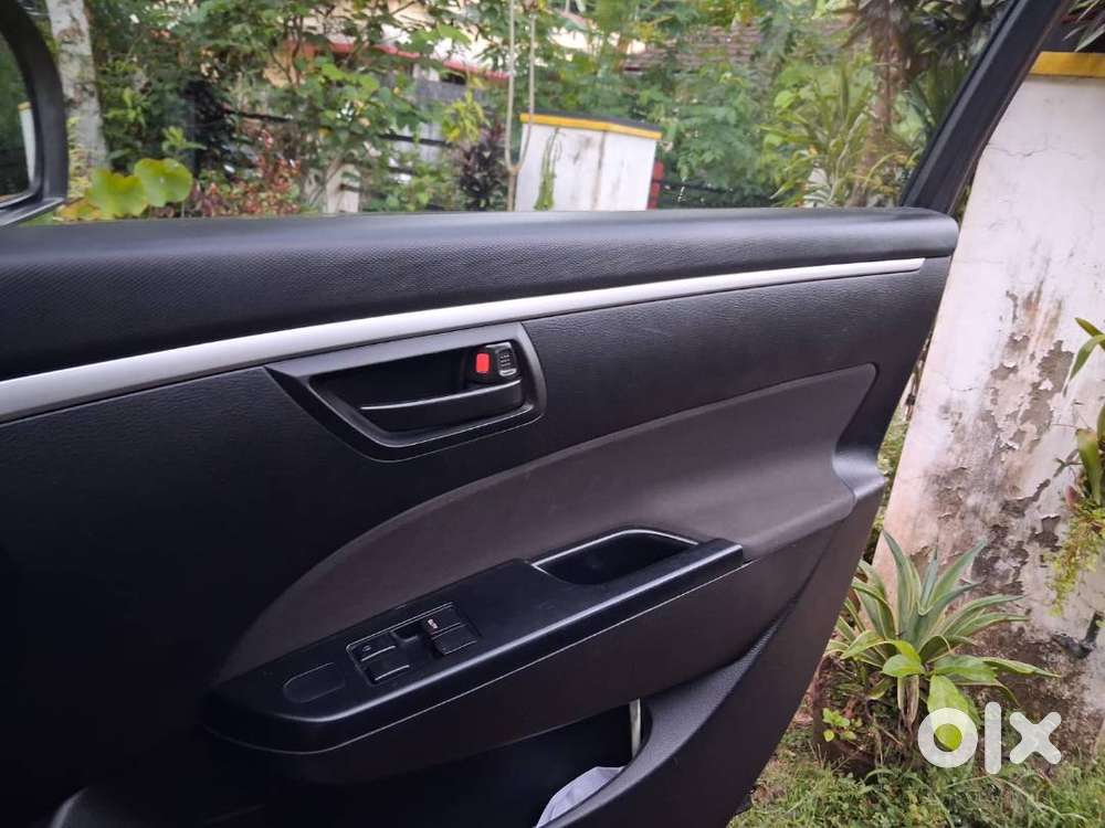 Maruti Suzuki Swift Lxi 2017