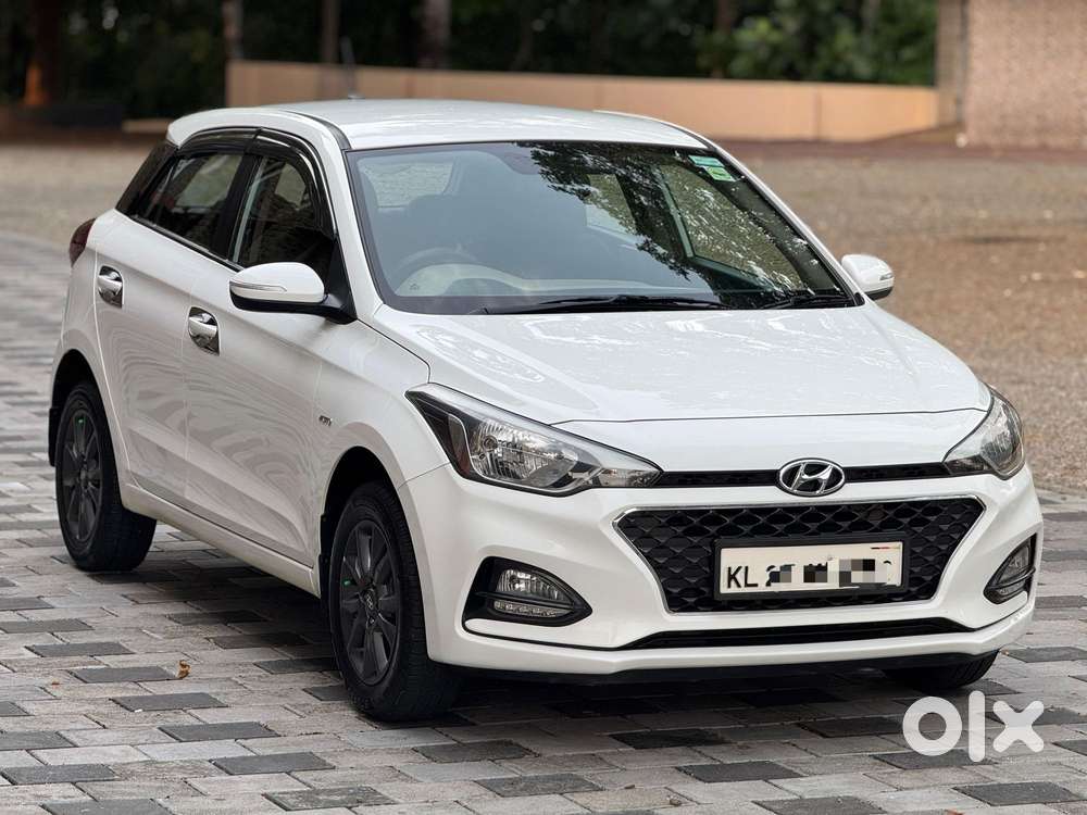 Hyundai I20 Sportz Plus Cvt, 2020, Petrol