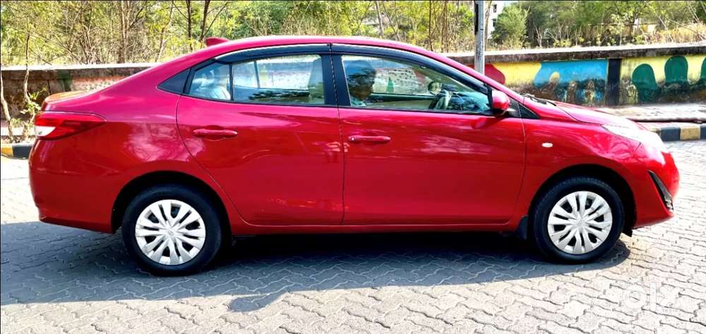 Toyota Yaris J Cvt, 2019, Petrol