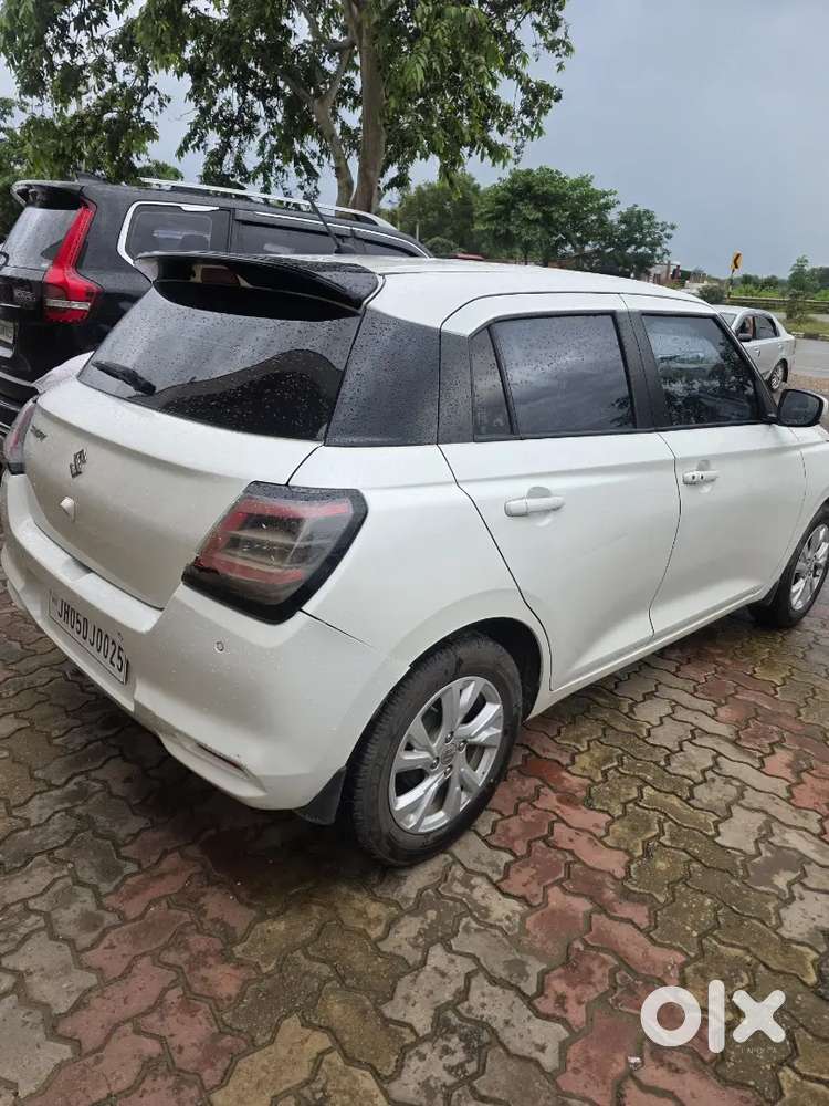 Maruti Suzuki Swift Zxi 2025