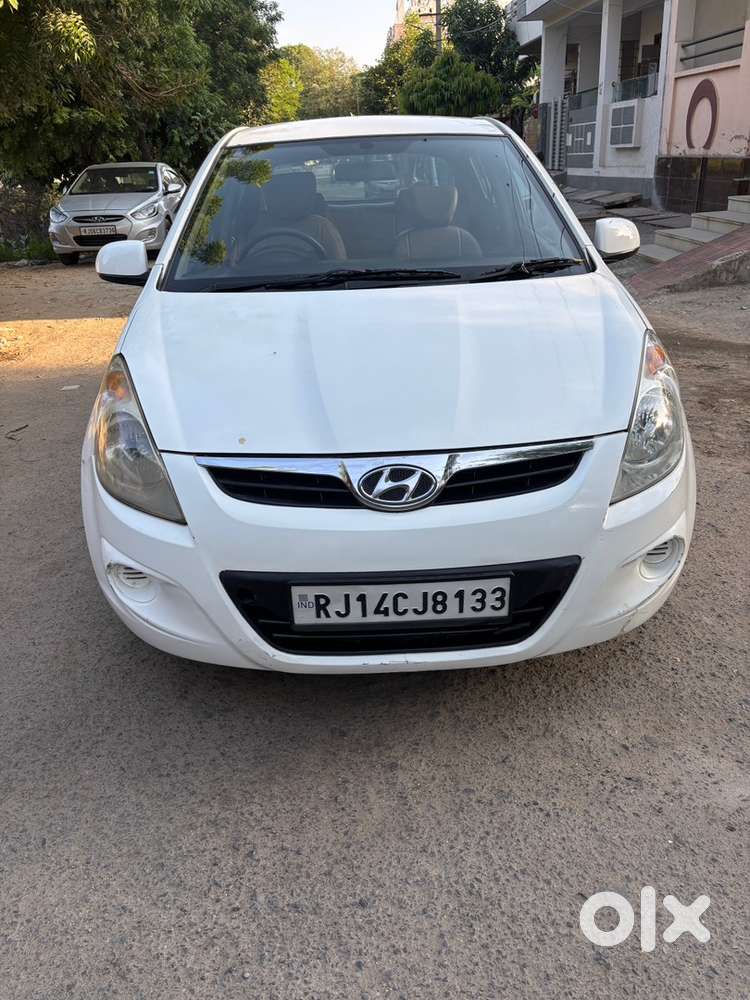 Hyundai I20 Magna 2010 Car