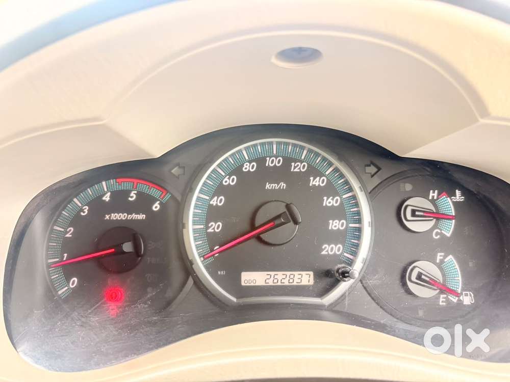 Toyota Innova 2.5 Z Diesel 7 Seater, 2013, Diesel
