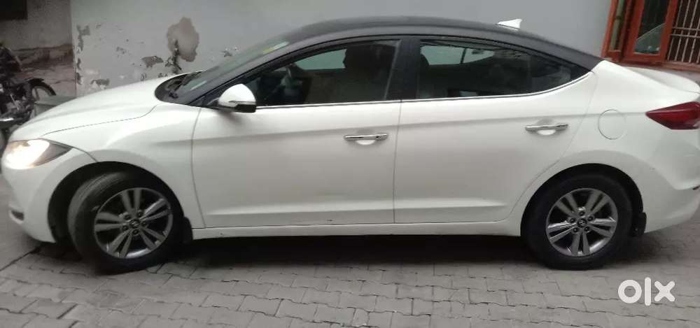 New Elantra Hyundai Automatic With Sunroof Top