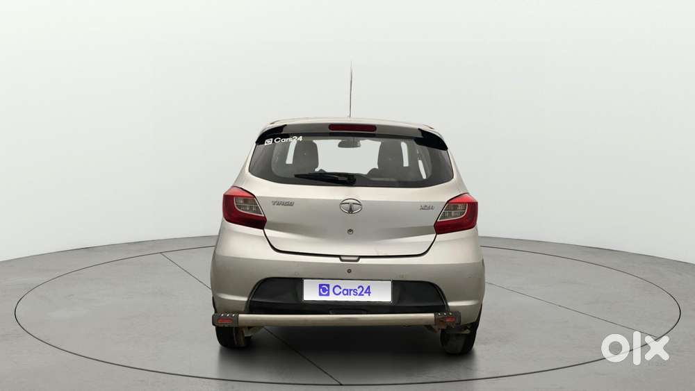 Tata Tiago 1.2 Revotron Xza, 2017, Petrol
