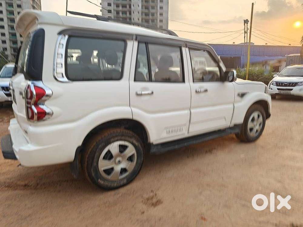 Mahindra Scorpio S7 120, 2018, Diesel