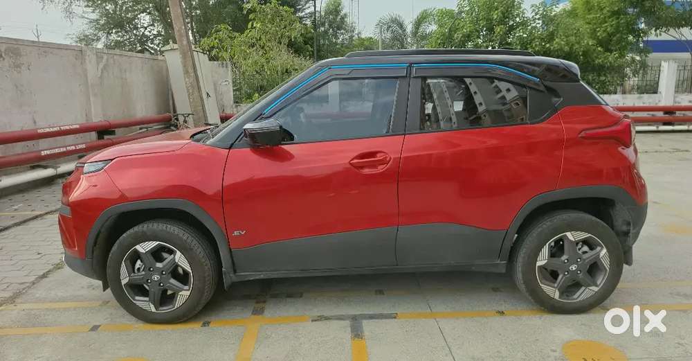 Tata Punch Ev Topend - Sunroof Ventilated Seats 420 Kms Range