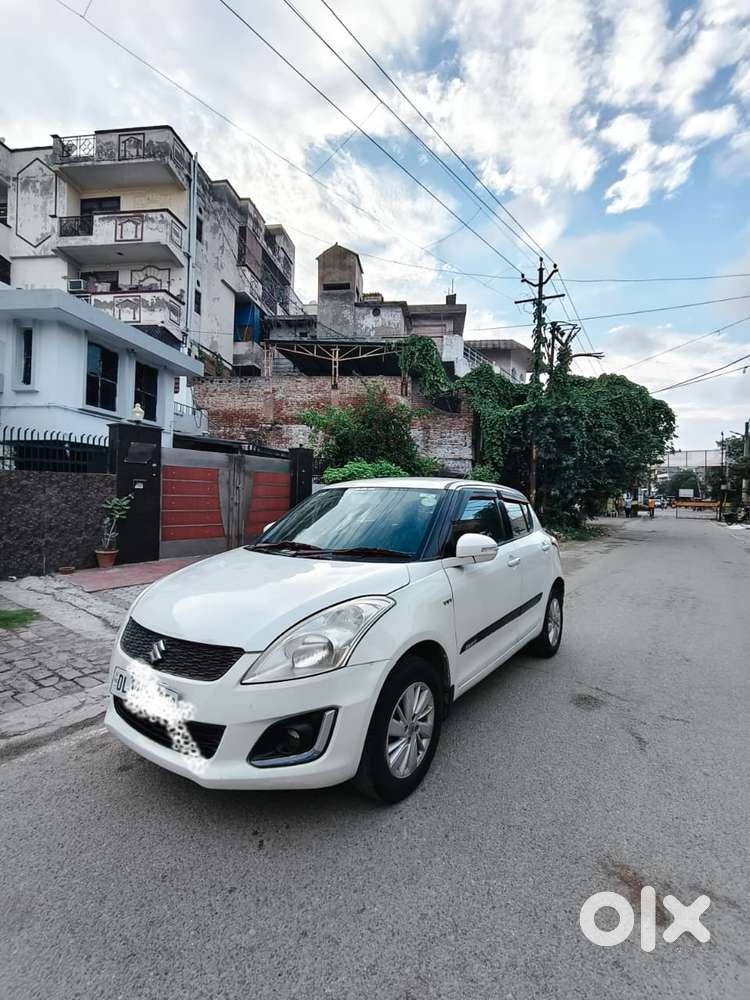 Maruti Suzuki Swift Vvt Zxi, 2015, Cng & Hybrids