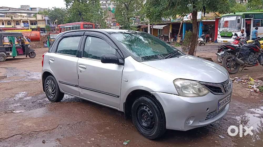 Toyota Etios Liva 2012