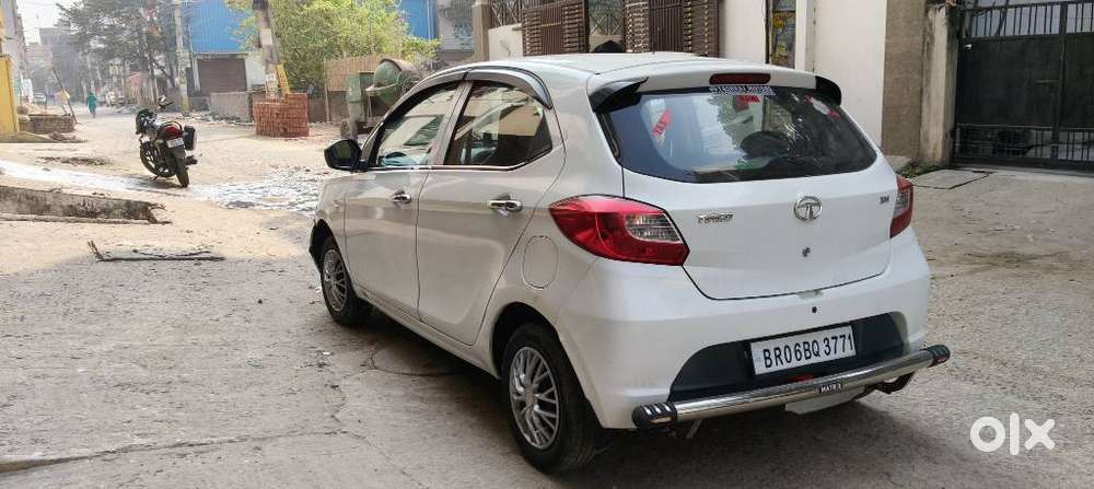 Tata Tiago, 2018, Petrol
