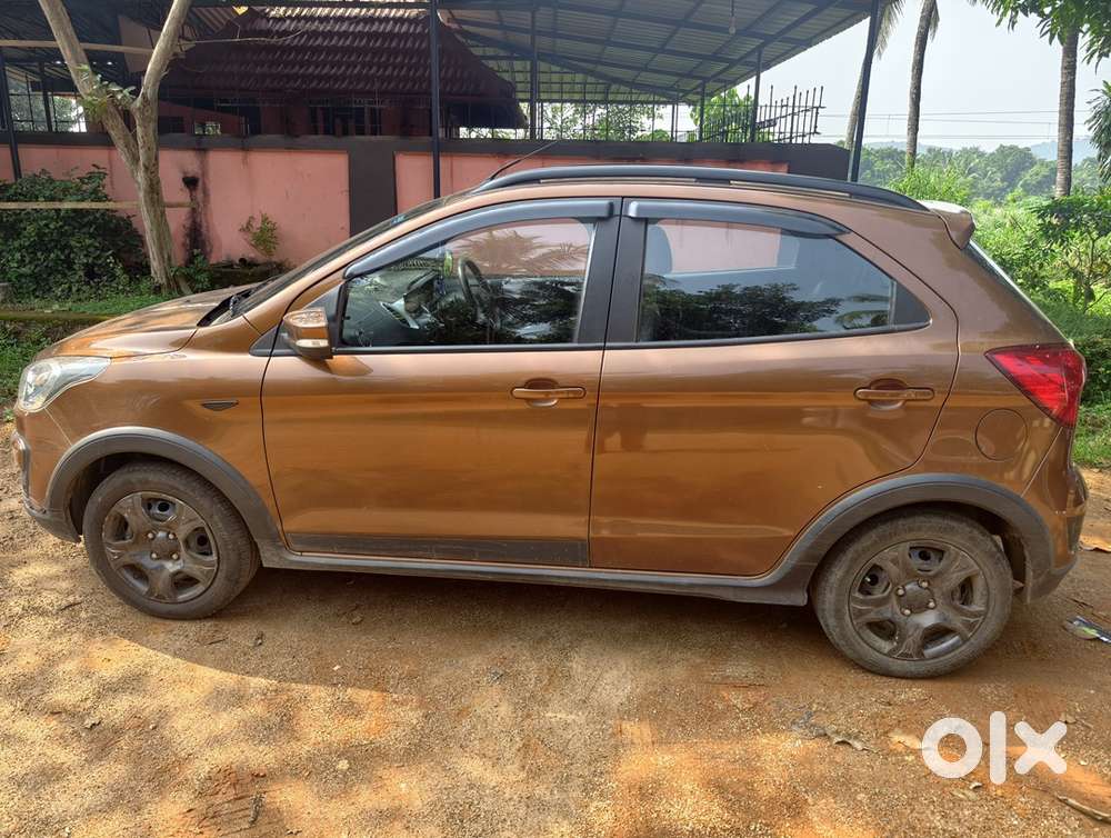 Ford Freestyle Petrol Manual 2019
