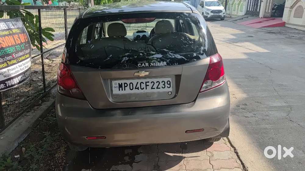 Chevrolet Aveo 2010 Petrol 85000 Km Driven