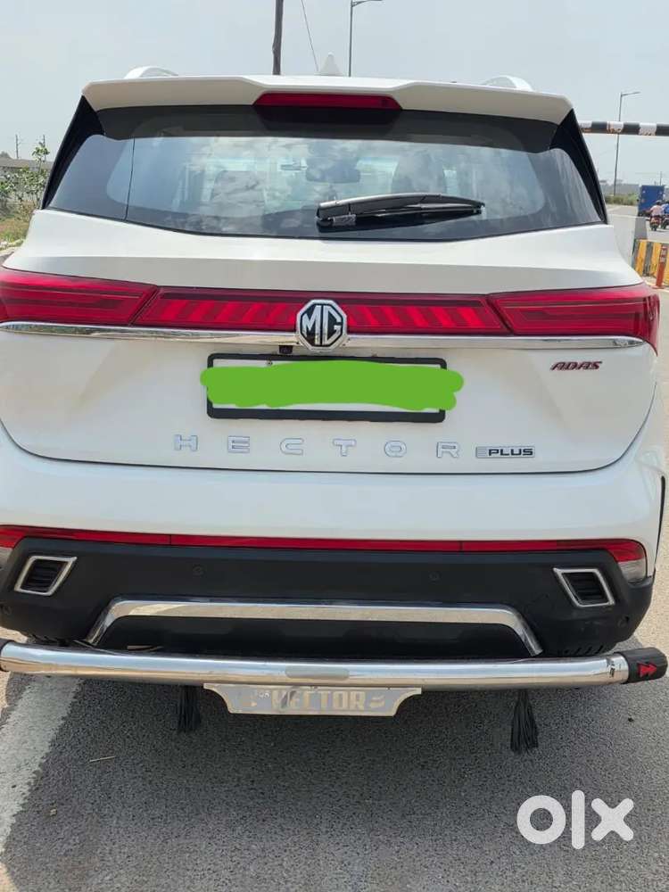 Mg Hector Plus Savvy Pro 7str
