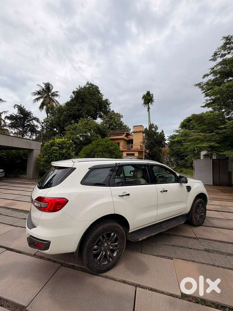 Ford Endeavour 3.2 At 2019