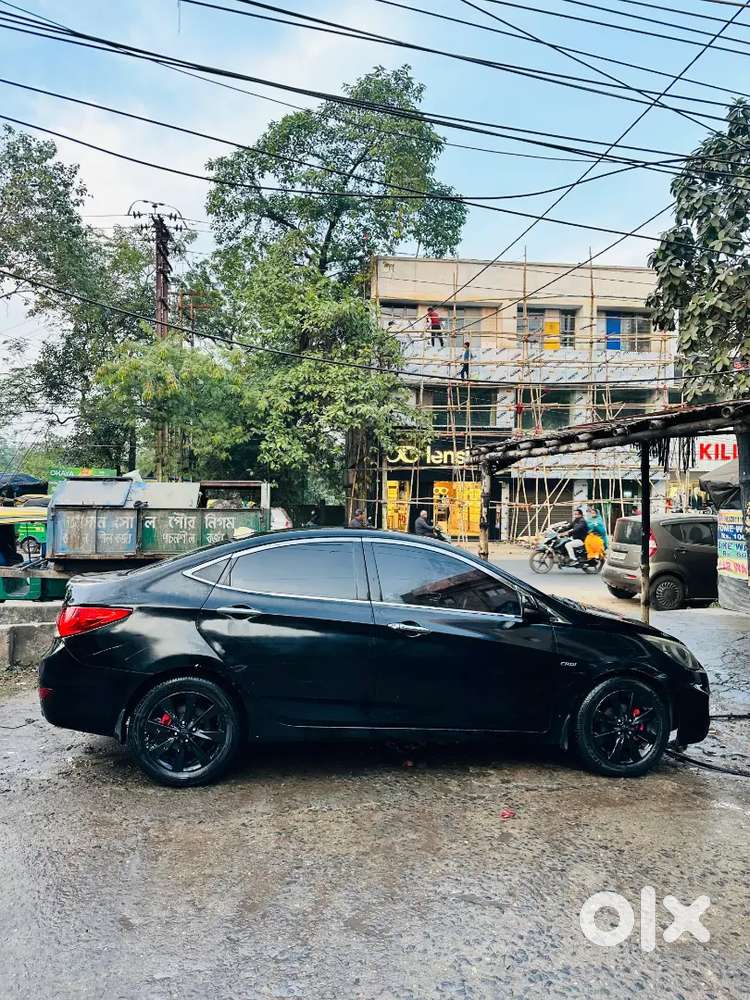 Hyundai Fluidic Verna 2012 Diesel 99000 Km Driven