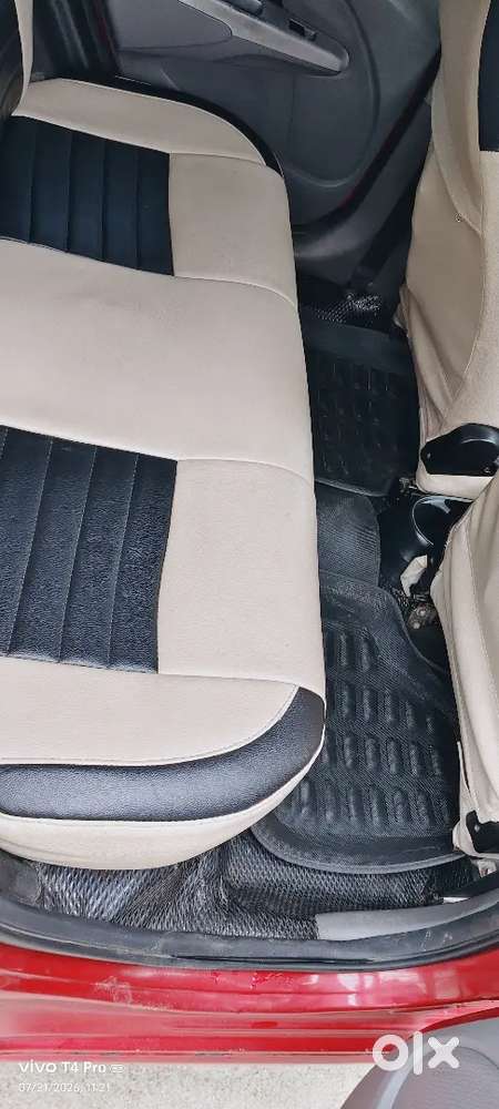 Toyota Etios Liva 2012