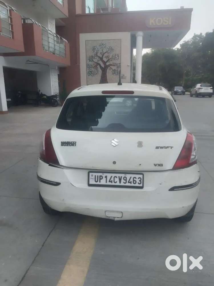 Maruti Suzuki Swift 1.2 Vxi 2016