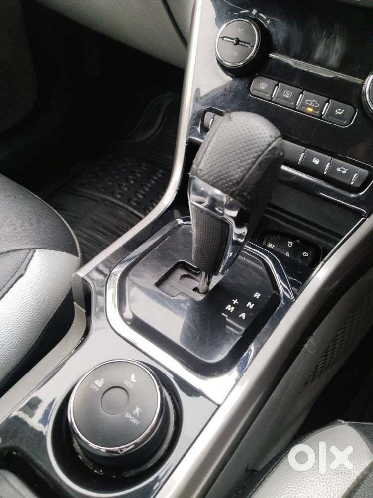 Tata Nexon 1.2 Revotron Xza Plus, 2019, Petrol