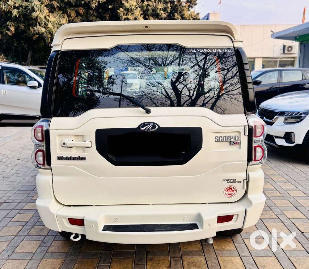 Mahindra Scorpio S10, 2016, Diesel
