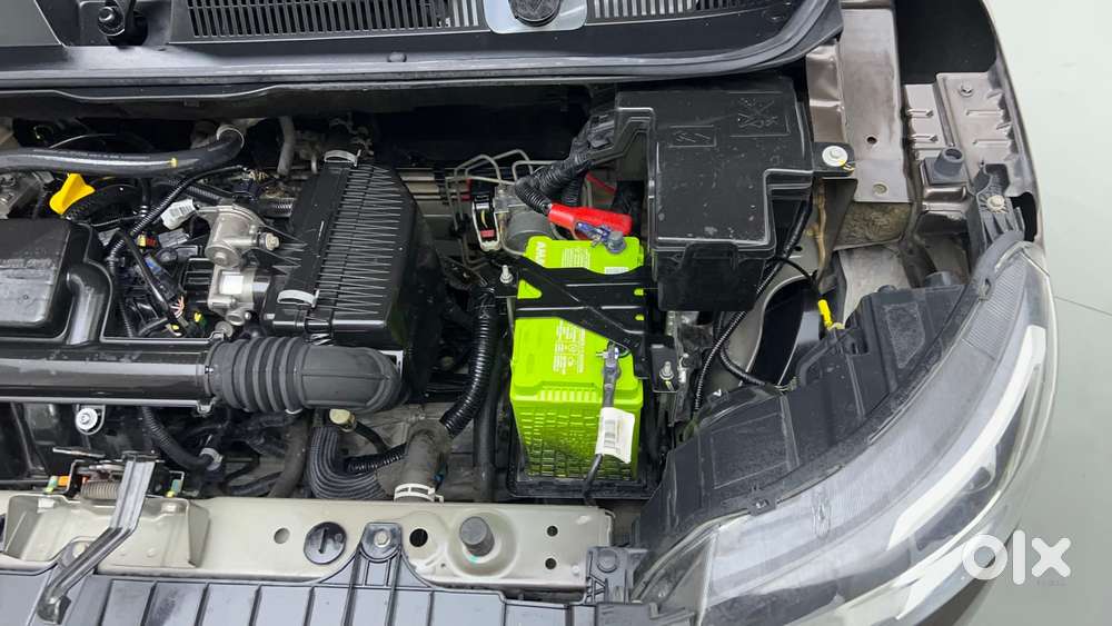 Renault Triber Rxt, 2023, Petrol