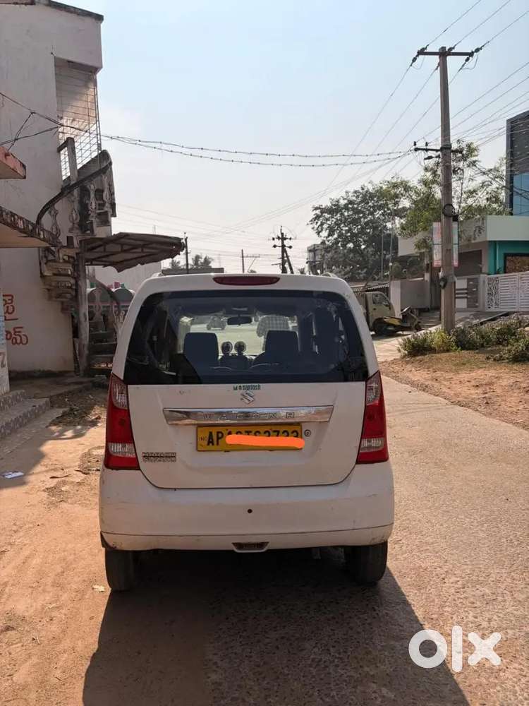 Neatly Used Wagonr For 350000