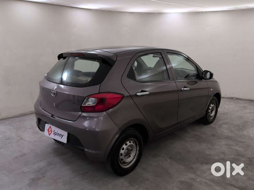 Tata Tiago 1.2 Revotron Xm, 2017, Petrol