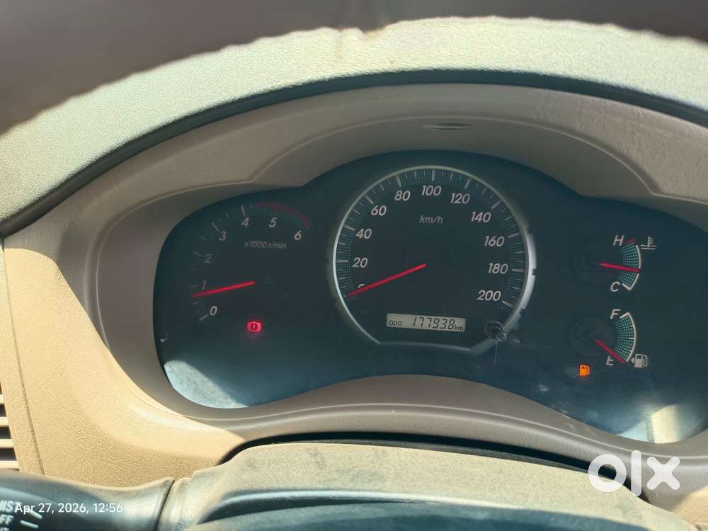 Toyota Innova, 2015, Diesel