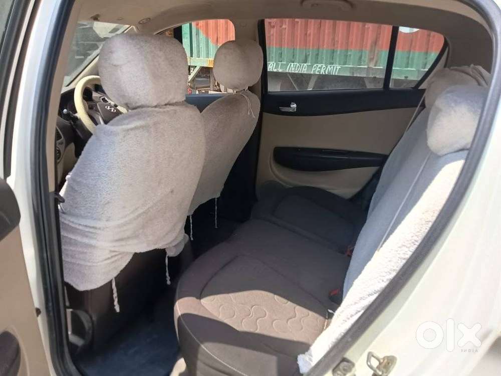 Hyundai I20 Sportz 1.2 Bs-iv, 2010, Petrol