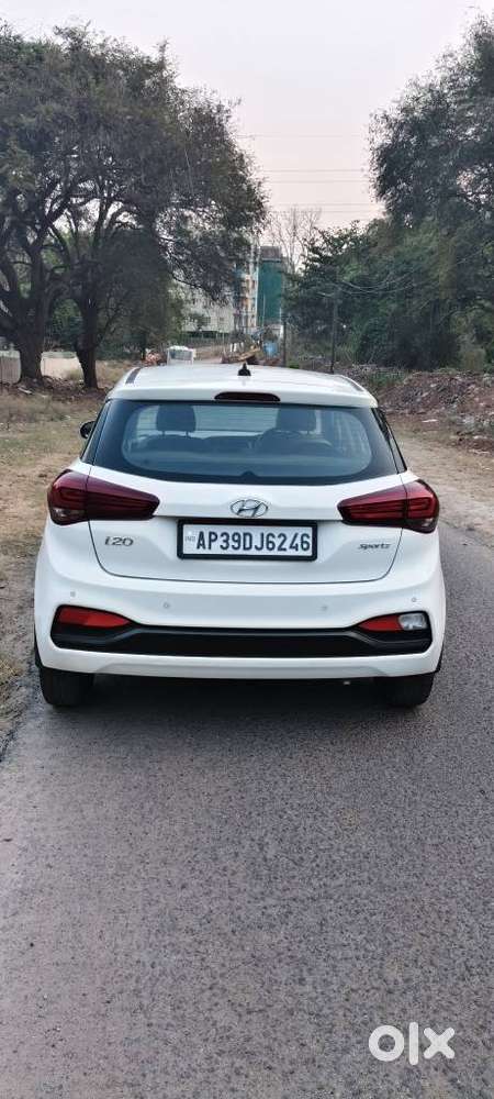Hyundai Elite I20 Sportz (o) 1.2, 2019, Petrol