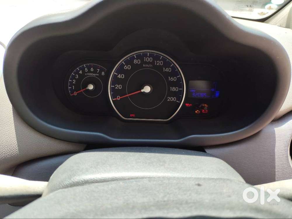 Hyundai I10 2012 Petrol 33000 Km Driven