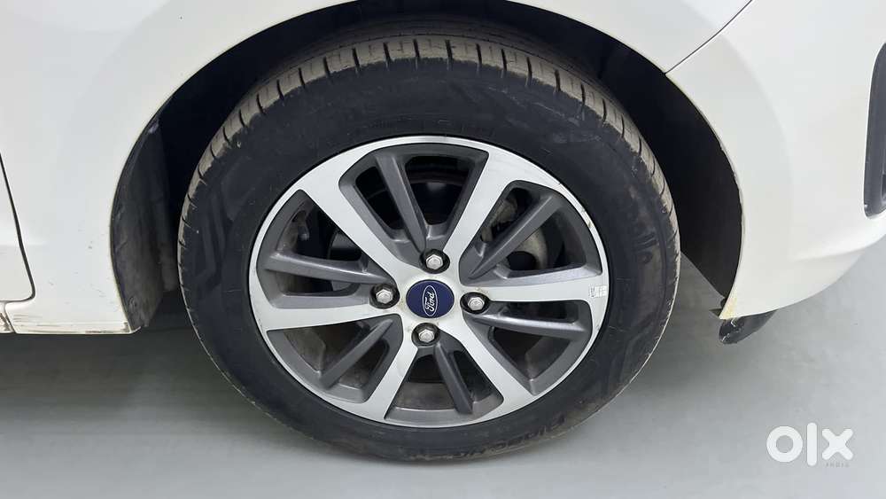 Ford Figo Titanium, 2021, Petrol
