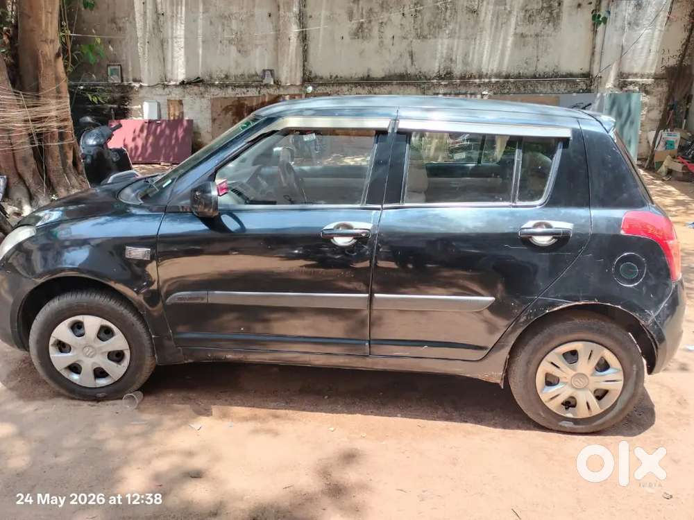 Maruti Suzuki Swift 2010 Petrol Vxi