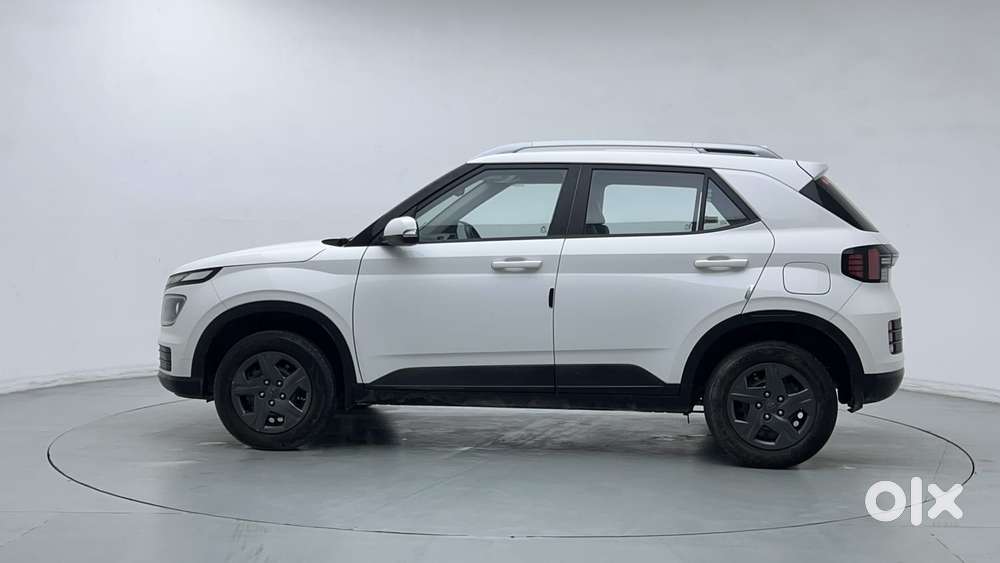 Hyundai Venue S 1.2 Petrol, 2023, Petrol