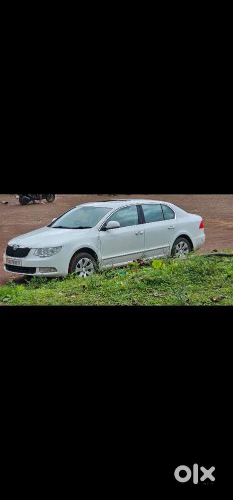 Skoda Superb 2012 Petrol Automatic Variant
