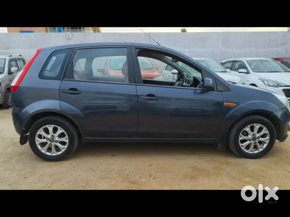 Ford Figo Diesel Titanium 2012