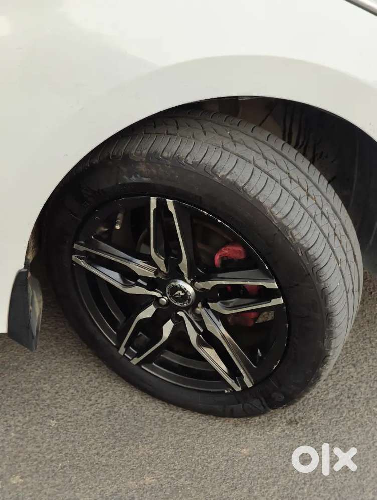 Hyundai Verna 2018 Petrol 119000 Km Driven With Cng And New Tyer