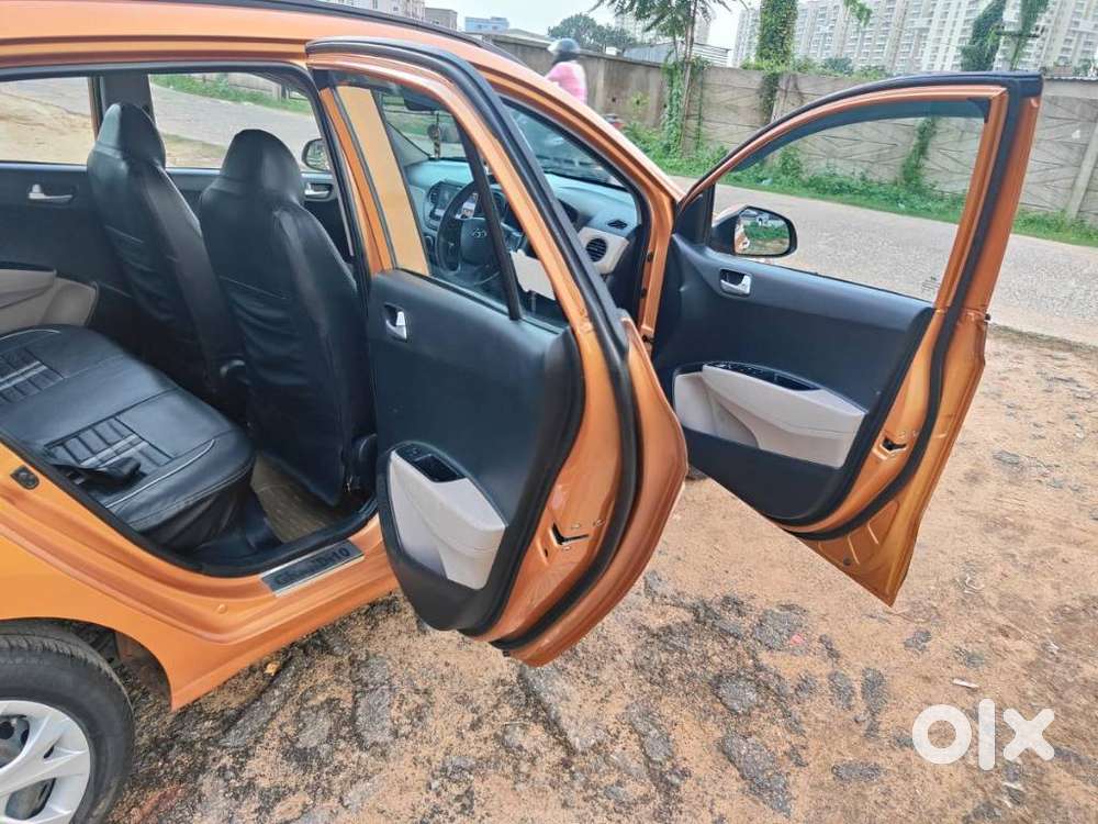 Hyundai Grand I10 Sportz Edition, 2016, Petrol