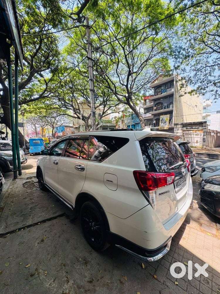 Toyota Innova Crysta Touring Sport 2.4 Mt, 2017, Diesel