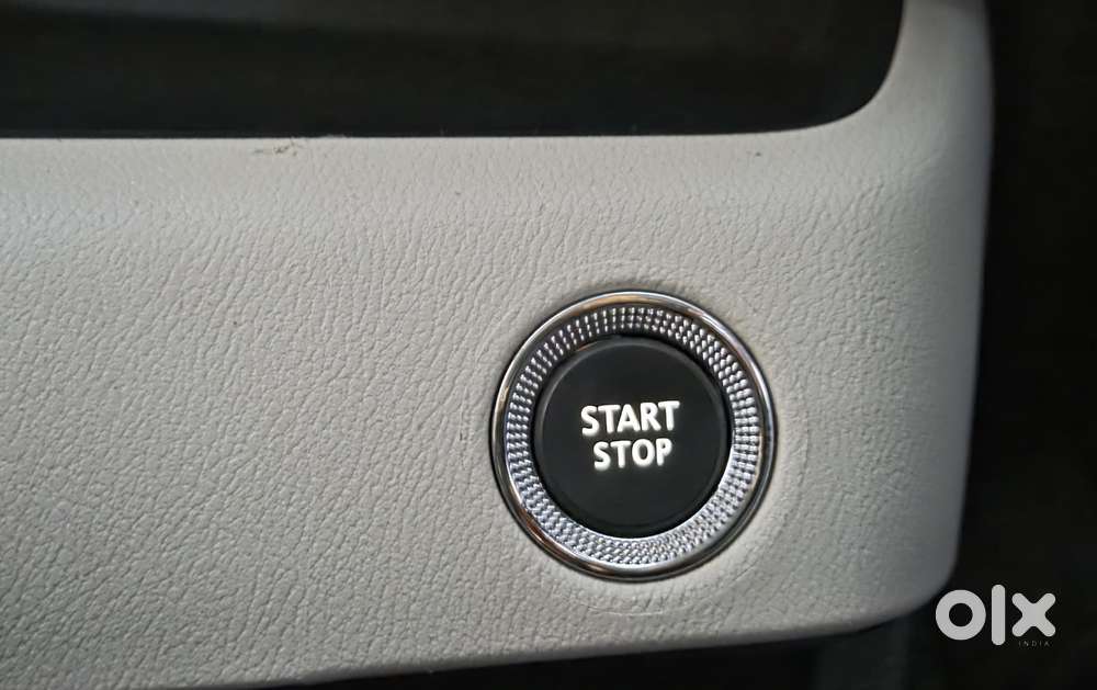 Nissan Magnite 1.0 Xv Premium Turbo Dual Tone, 2024, Petrol