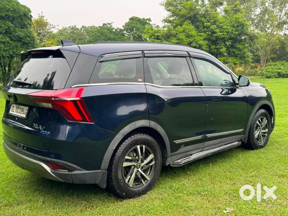 Mahindra Xuv700 2.0 Ax 5 Petrol Mt 7 Str, 2022, Petrol