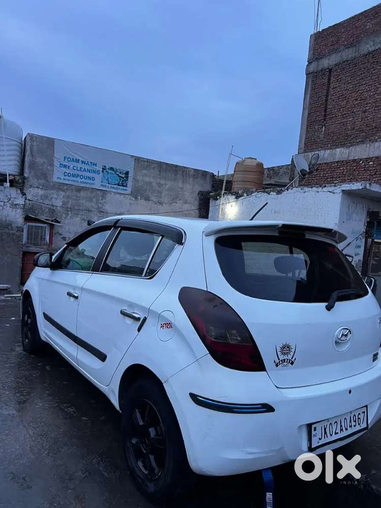 Hyundai I20 2010 Petrol Well Maintained