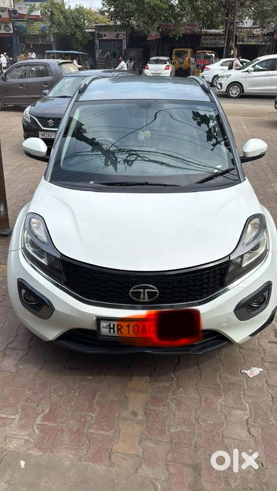 Tata Nexon Xz+ Tope Model Dual Tone Manual