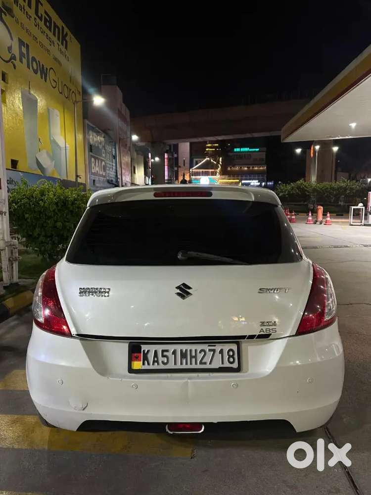 Maruti Suzuki Swift Zdi 2015 Diesel Well Maintained, Top End   Model.