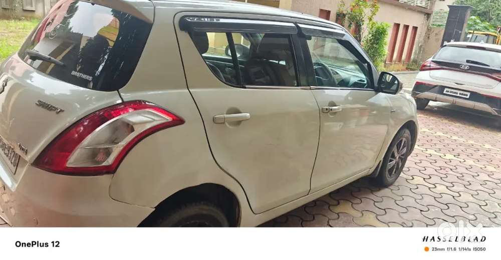 Maruti Suzuki Swift Zdi 2015 Diesel Car
