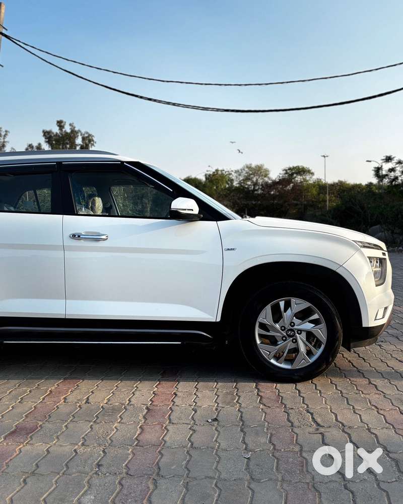 Hyundai Creta 1.6 Sx Petrol, 2023, Cng & Hybrids