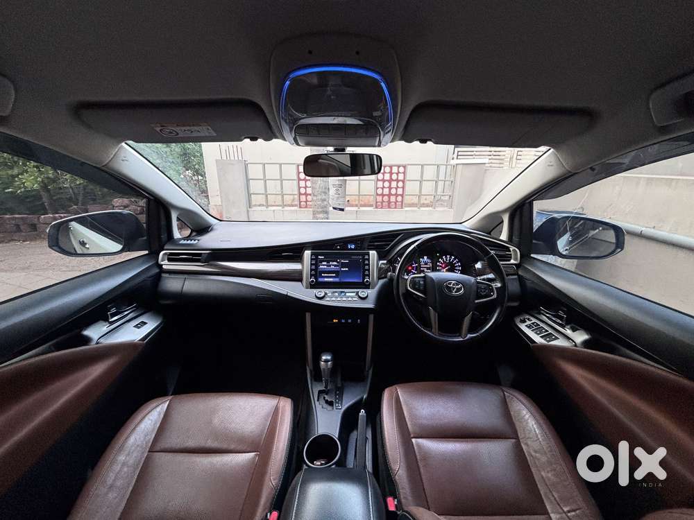 Toyota Innova Crysta