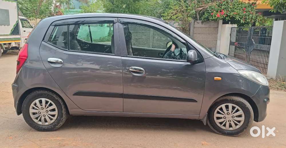 I10 Sportz