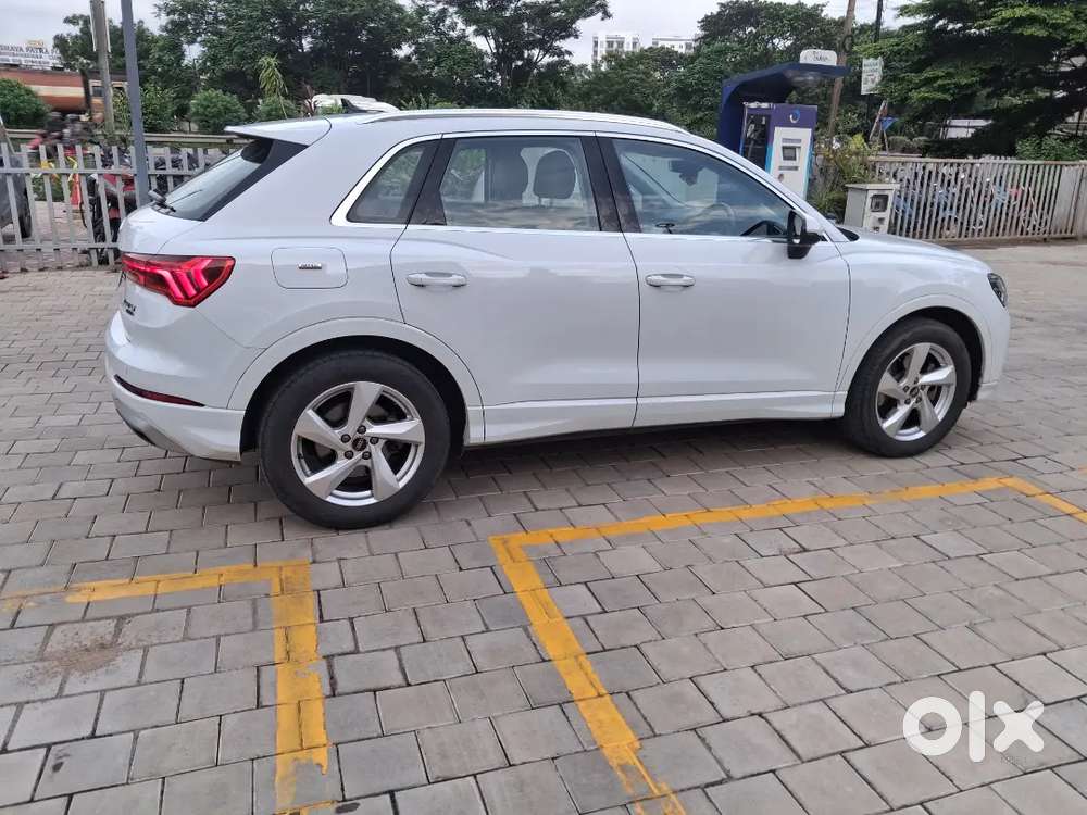 Audi Q3 2023 Premium